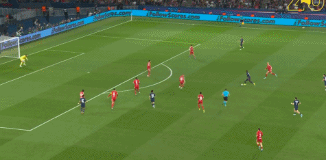 九游电脑版-半场：巴黎1-0利物浦，杜埃折射破门，马马尔达什维利屡救险