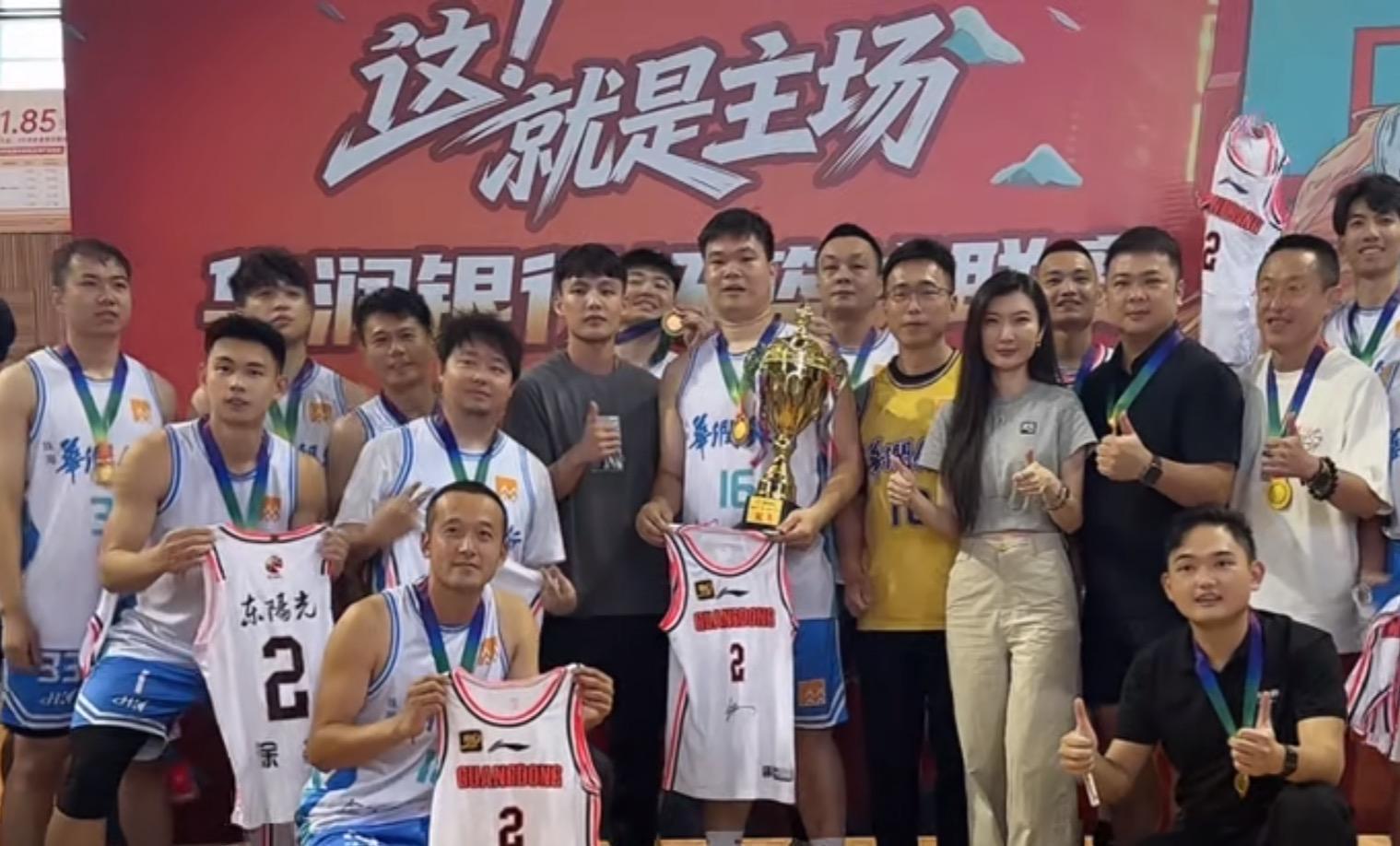 九游电脑版平台-宏远早报！徐杰办球迷见面会，杜锋收获爱将感谢，王洪泽签新合同